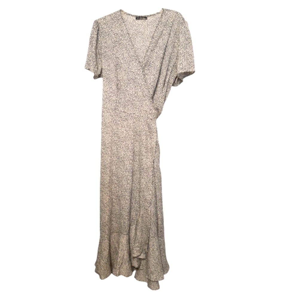 Pretty Garden -Elegant  White/Gray Wrap Dress - Size XL